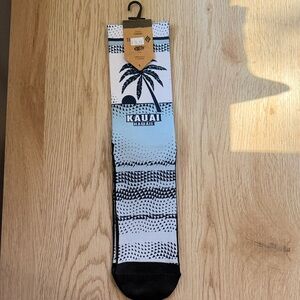 NWT Palm Tree Crew Socks - White & Black